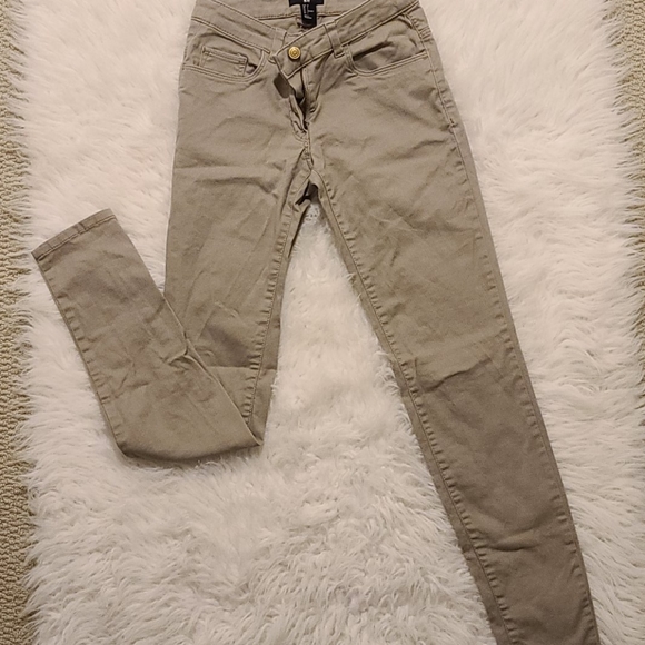 H&M khaki slim pants - Picture 1 of 2